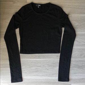 Aritzia Long sleeve crop top